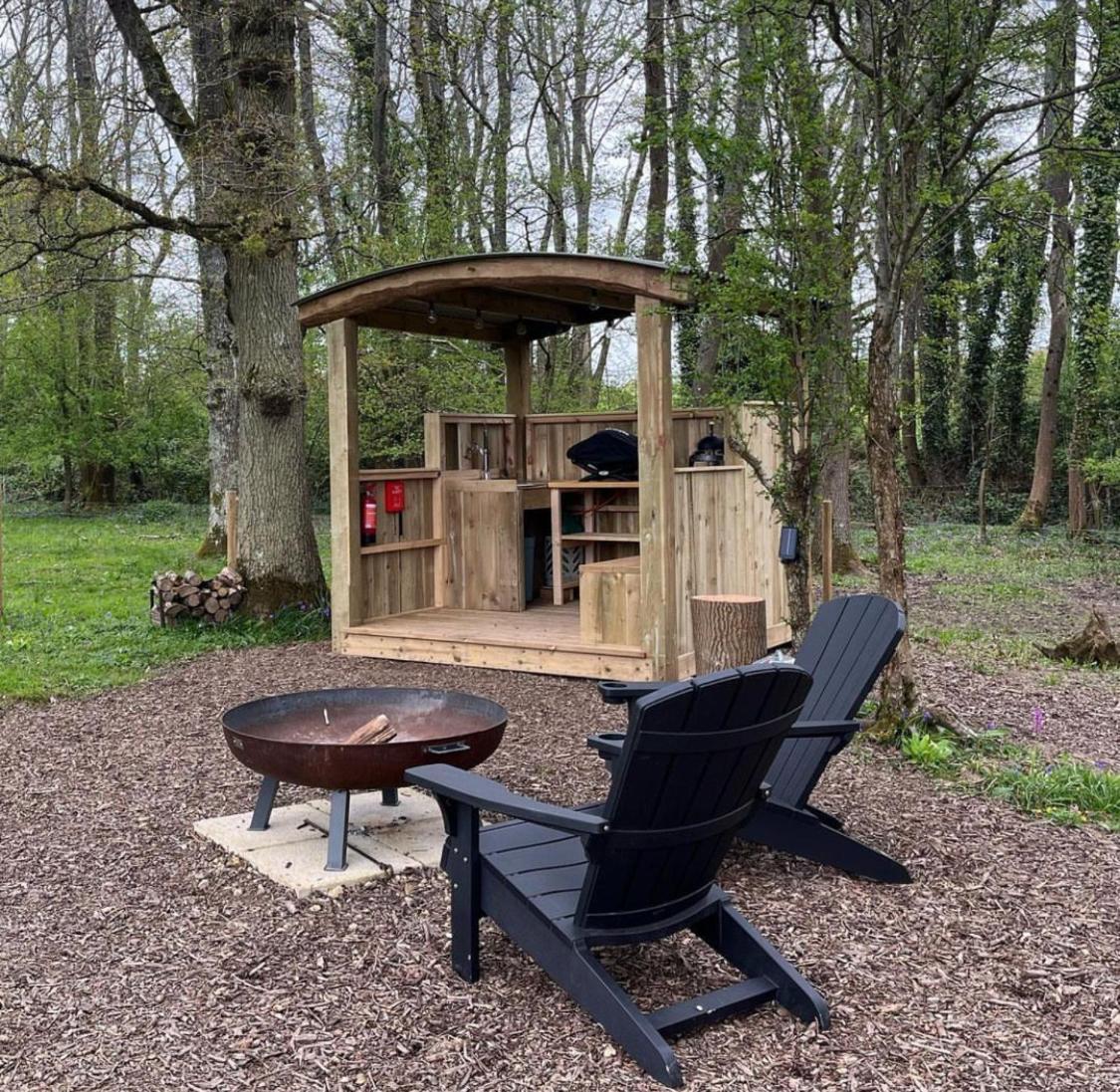 Coachroad Shepherds Huts Петвёт Экстерьер фото